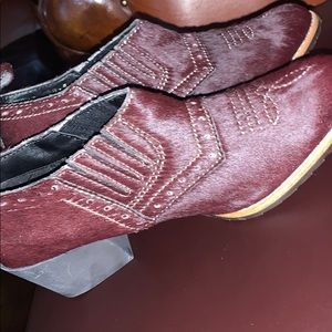 “All Black” wedge